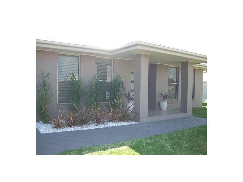 3 Savoy Place, Dubbo NSW 2830