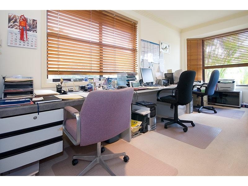 50 Waitomo Street, Broadbeach Waters QLD 4218