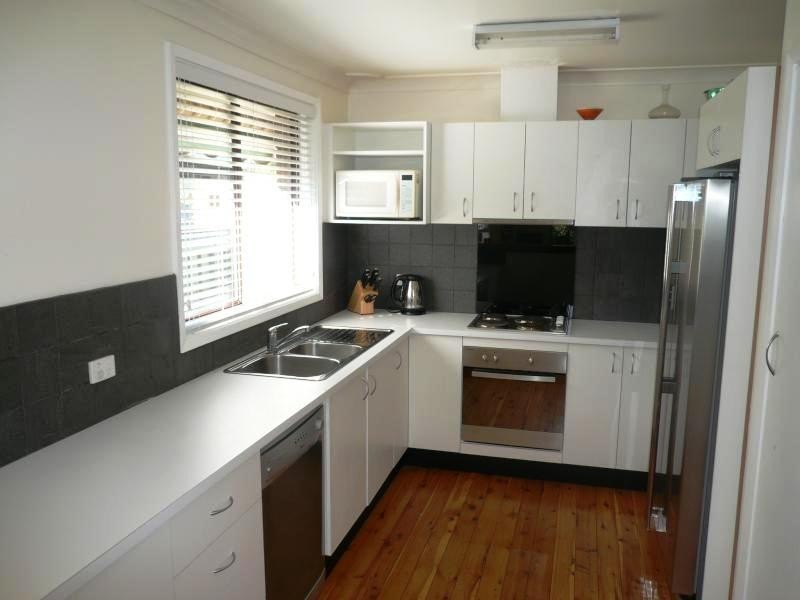 30 Lovell Rd, Umina Beach NSW 2257