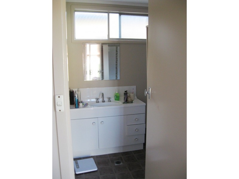 51 Hobart Ave, Umina Beach NSW 2257