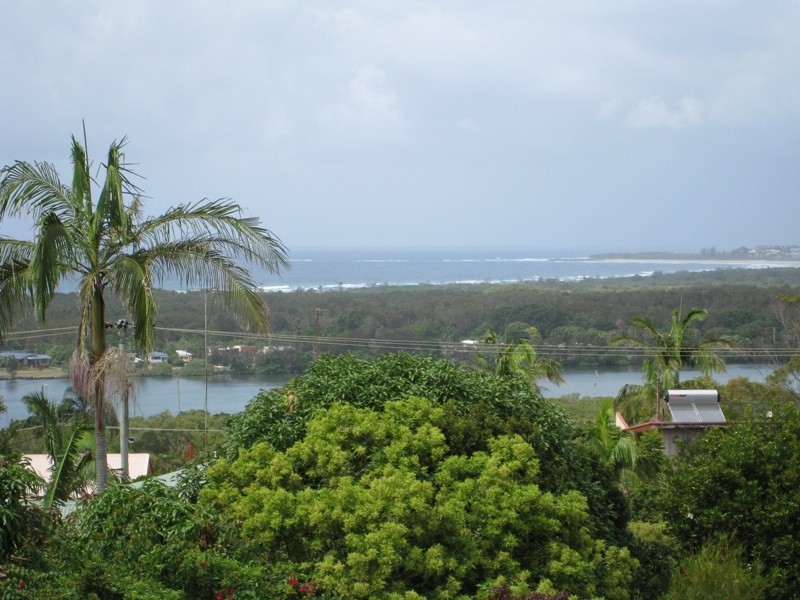 38B Walter Crescent, Banora Point NSW 2486