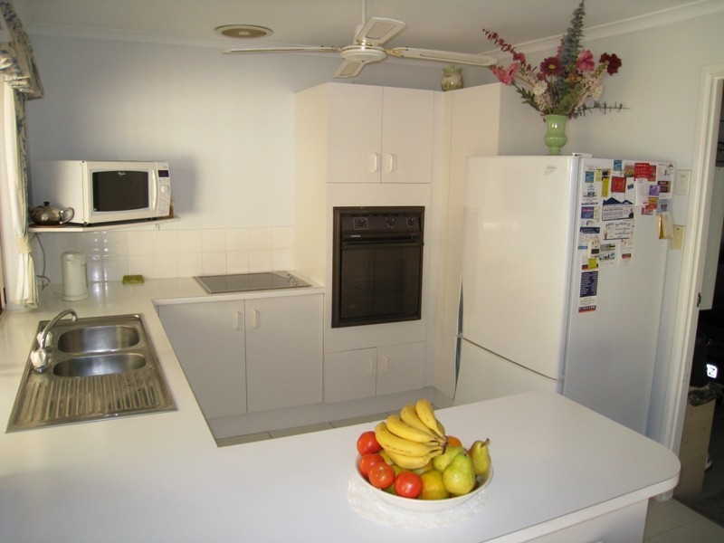 2/9 Cassia Crt, Banora Point NSW 2486