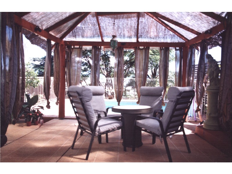 63 Pioneer Parade, Banora Point NSW 2486