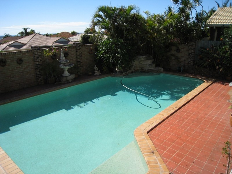 17 Dundee Drive, Banora Point NSW 2486