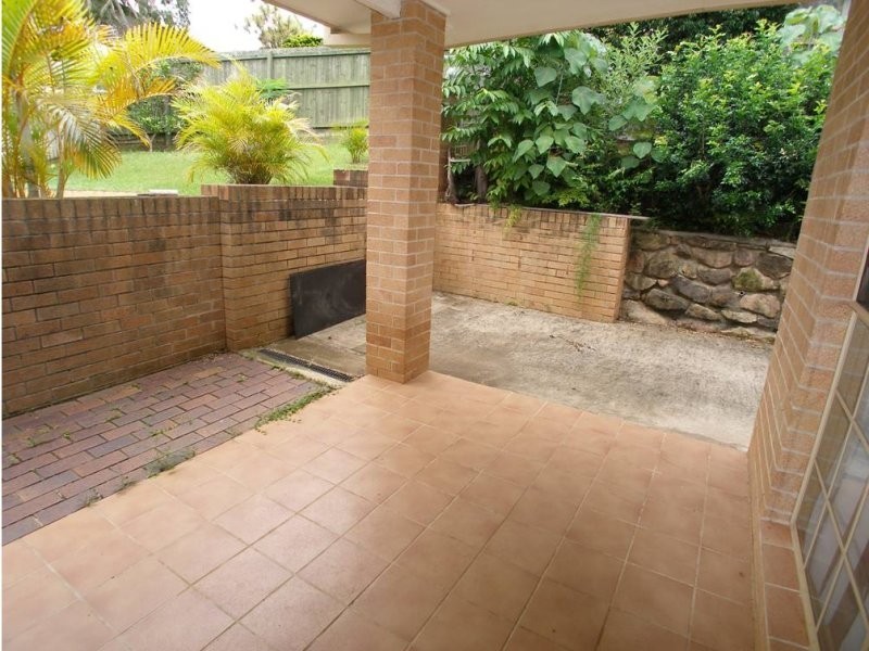 4 Golf View Parade, Banora Point NSW 2486