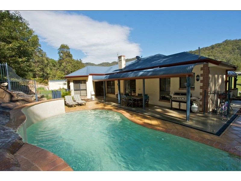 3a Des Quinlan Crescent, Tallebudgera QLD 4228