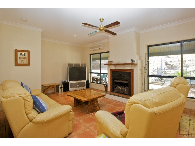 3a Des Quinlan Crescent, Tallebudgera QLD 4228