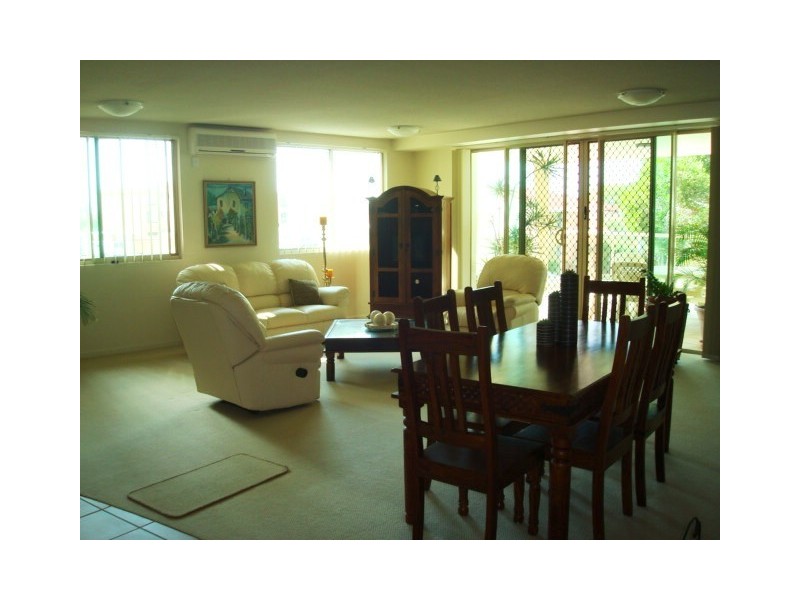 Unit 5  “Waterline” 7 Ivory Crescent, Tweed Heads NSW 2485