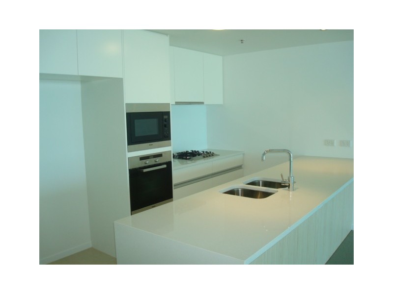 502-110 Marine Parade, Coolangatta QLD 4225