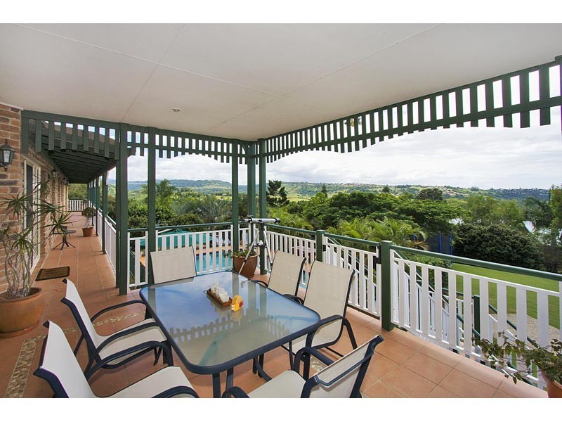 11 Glenbrae Drive, Terranora NSW 2486