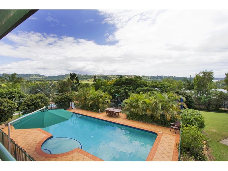 11 Glenbrae Drive, Terranora NSW 2486