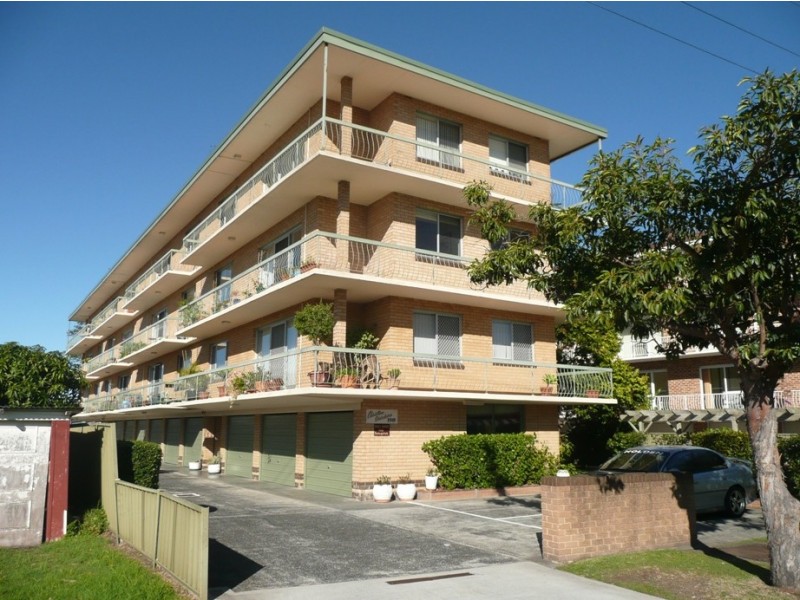 8/118 North Burge Rd, Woy Woy NSW 2256