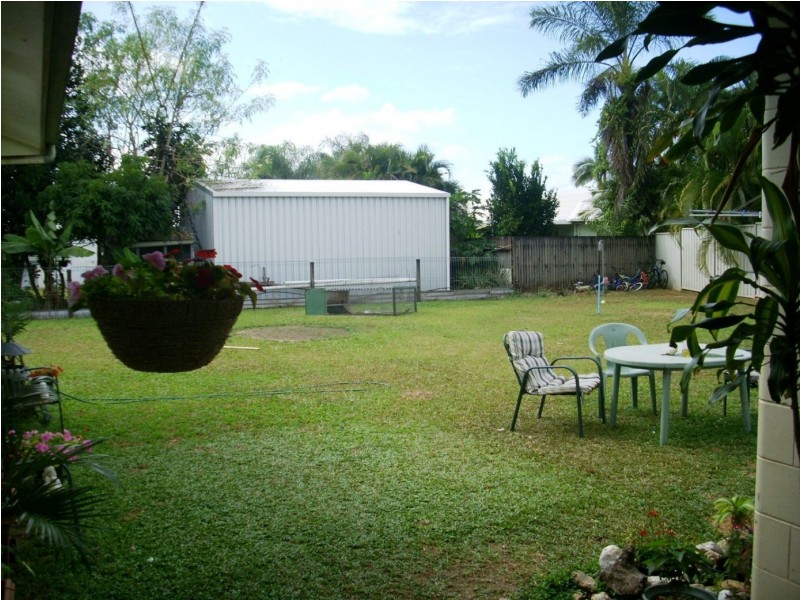 6 Lady Penrhyn Close, Bentley Park QLD 4869