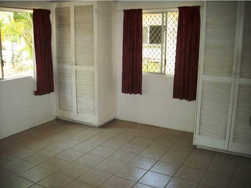 23 Wattle Street, Yorkeys Knob QLD 4878