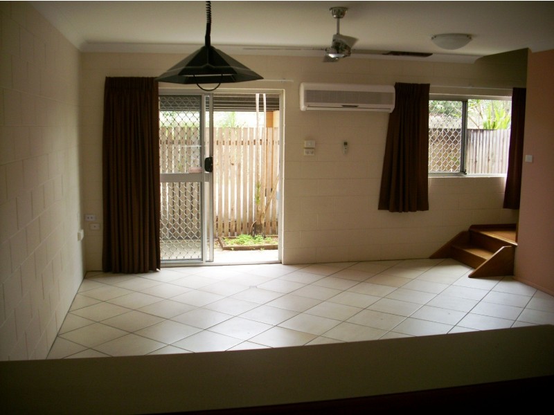 3/11 Rigg Street, Woree QLD 4868