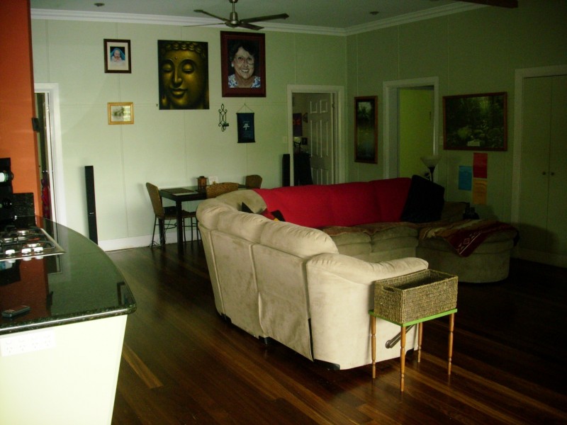 5 Mona Street, Whitfield QLD 4870