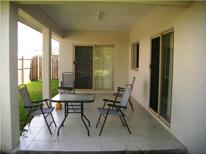 33 Timberlea Drive East, Bentley Park QLD 4869
