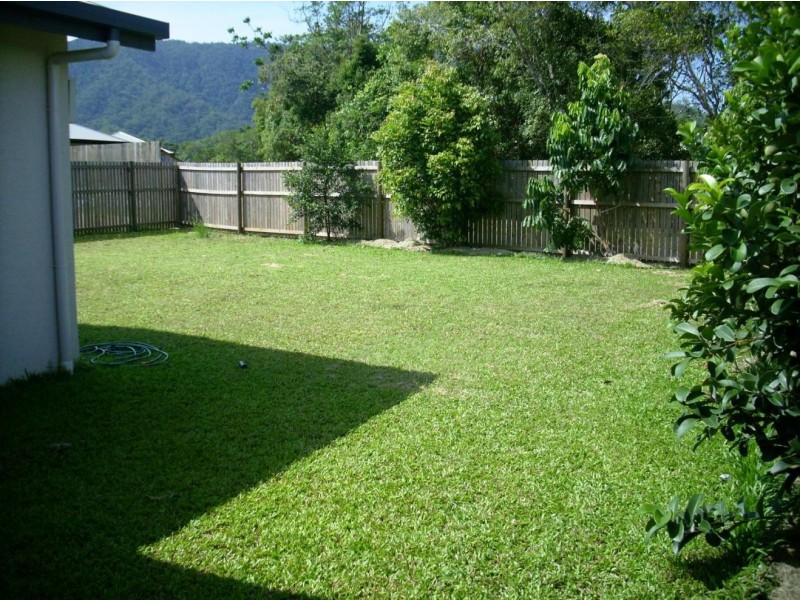 33 Timberlea Drive East, Bentley Park QLD 4869