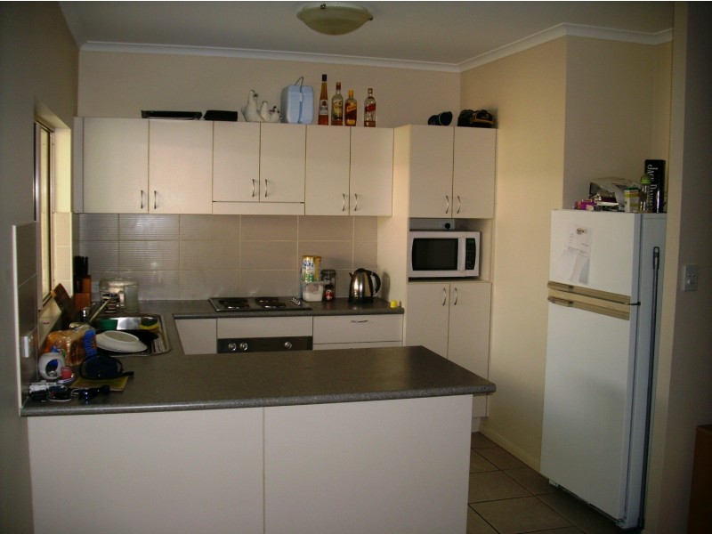 33 Timberlea Drive East, Bentley Park QLD 4869
