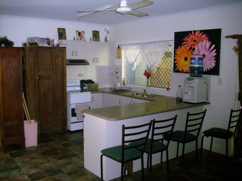 11 Hatfield Close, Gordonvale QLD 4865