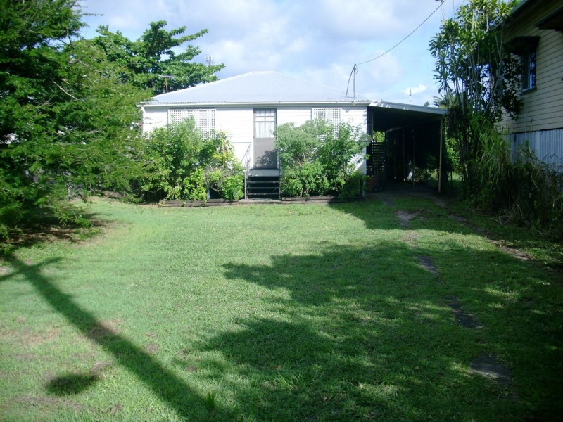 225 Spence Street, Bungalow QLD 4870