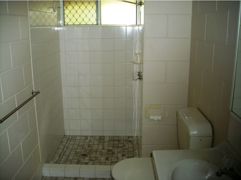 1/8 Nelson Street, Bungalow QLD 4870