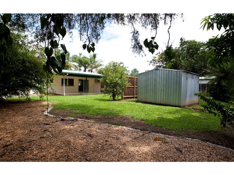 102 Callum Street, Mooroobool QLD 4870