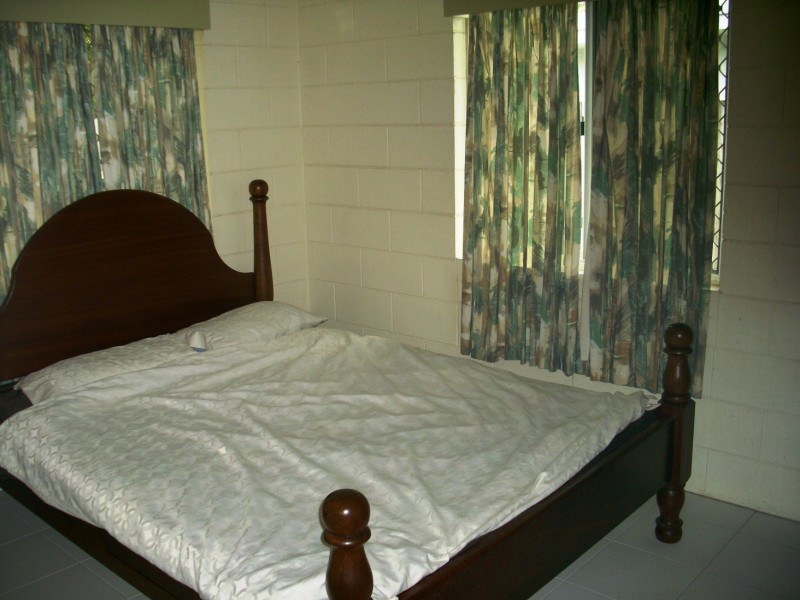 11 Lennon Street, Westcourt QLD 4870