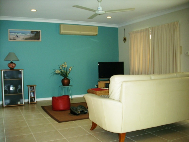 45 Beatrice Street, Mooroobool QLD 4870