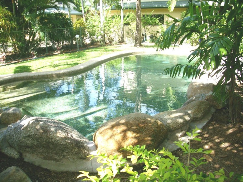 10/71-73 Cedar Road, Palm Cove QLD 4879