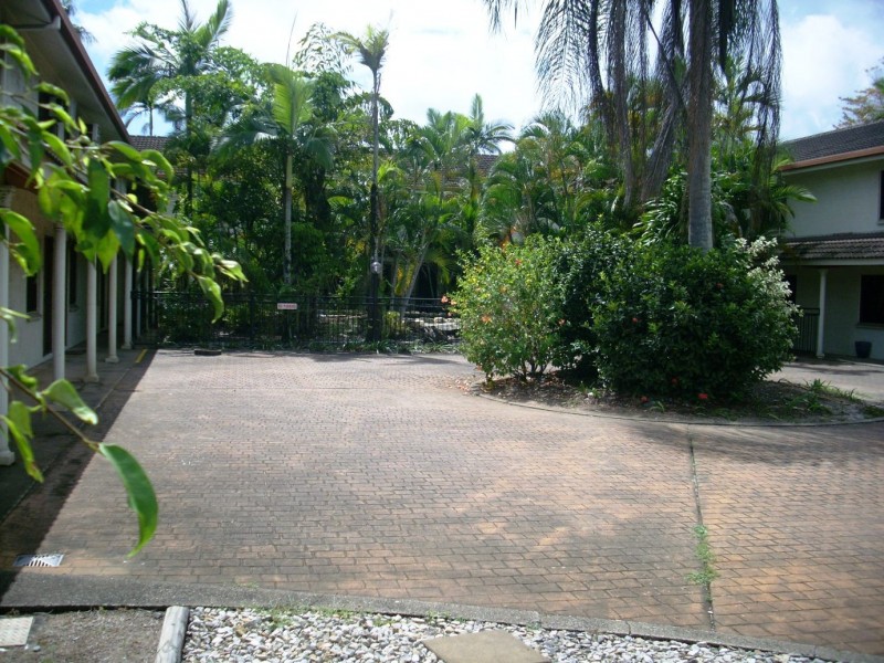 12/350 Sheridan Street, Cairns North QLD 4870