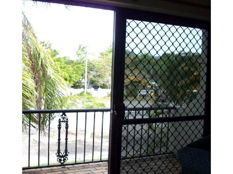 6/46 Minnie Street, Cairns QLD 4870