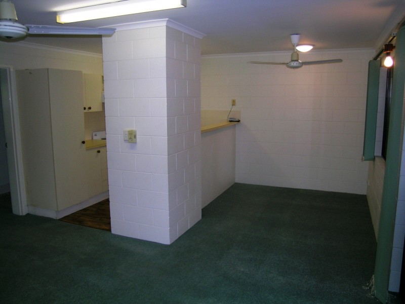 14/235 McLeod Street, Cairns North QLD 4870