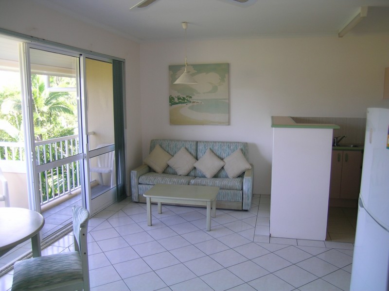 347 Coral Coast Drive, Palm Cove QLD 4879