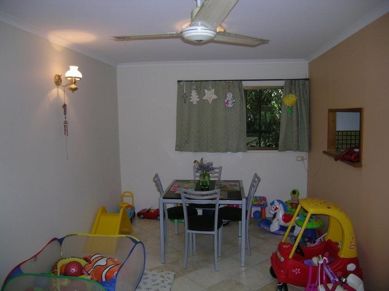 7/23 Woodward Street, Cairns QLD 4870