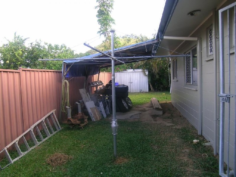 23 Windarra Street, Woree QLD 4868