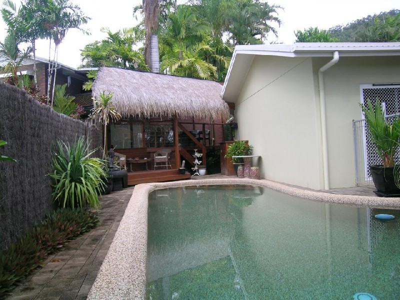 3 Wren Court, Bayview Heights QLD 4868