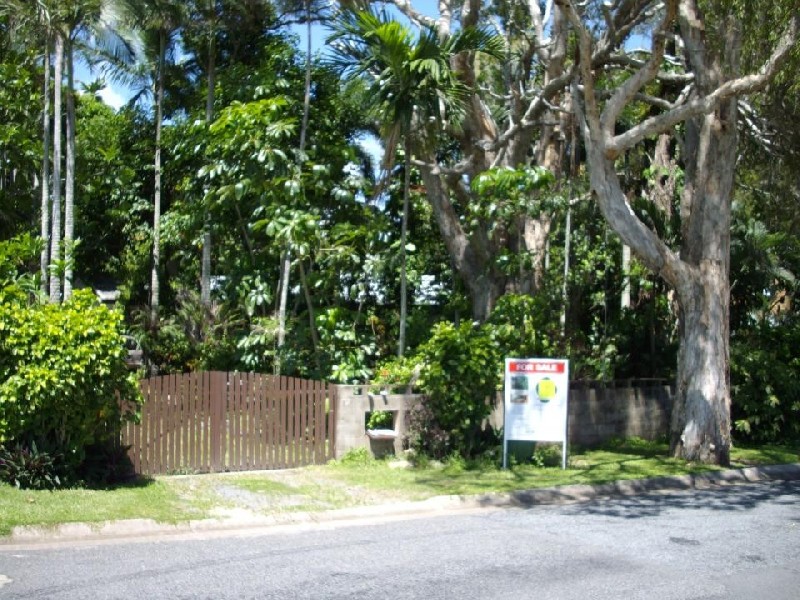 197-201 O’Shea Esplanade, Machans Beach QLD 4878