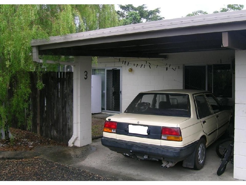 3/481 McCoombe Street, Mooroobool QLD 4870