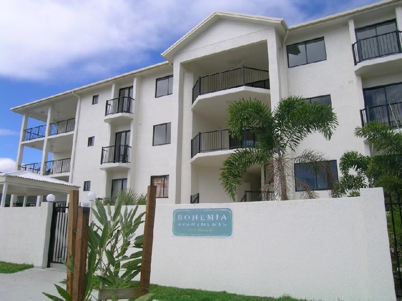 15 Minnie Street, Cairns QLD 4870