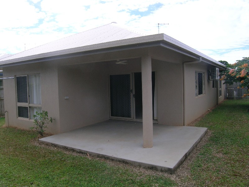 11 Nadosa Close, Mount Sheridan QLD 4868