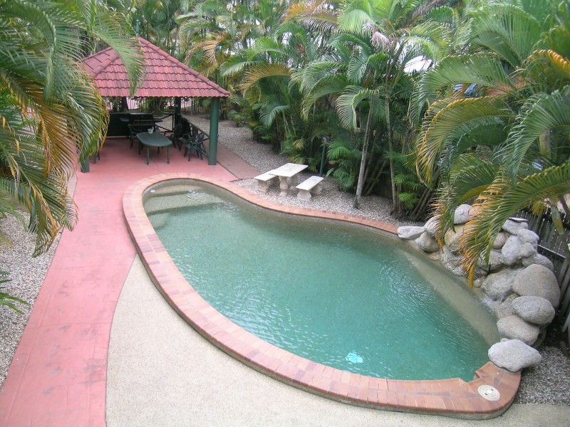 9/5-7 Herries Street, Earlville QLD 4870