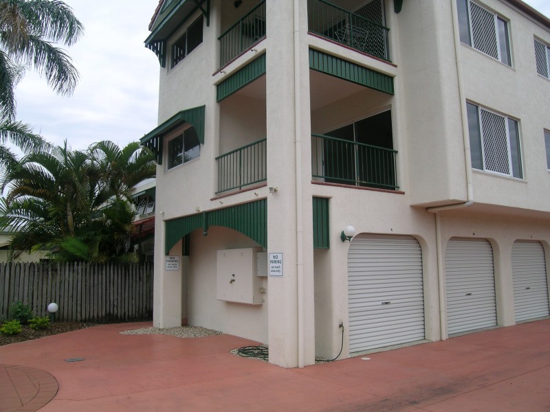 9/5-7 Herries Street, Earlville QLD 4870