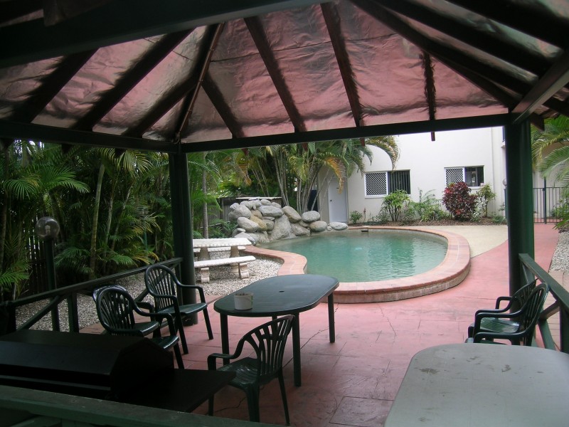 9/5-7 Herries Street, Earlville QLD 4870