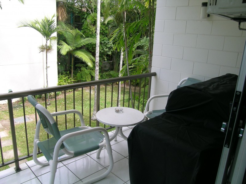 6/71 Moore Street, Trinity Beach QLD 4879