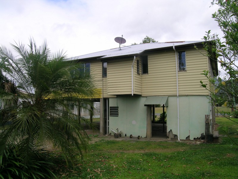 48 Barr Street, Edmonton QLD 4869