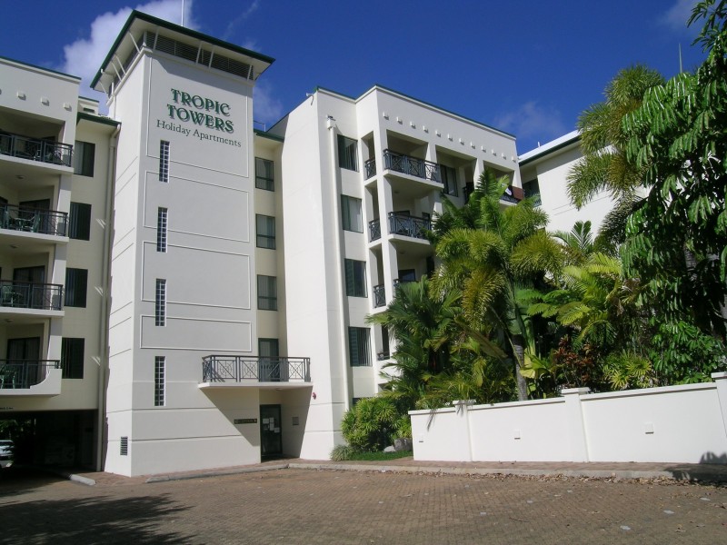 225/294-298 Sheridan Street, Cairns North QLD 4870