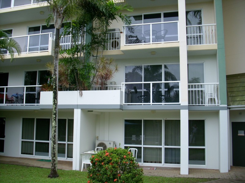 410 Coral Coast Drive, Palm Cove QLD 4879