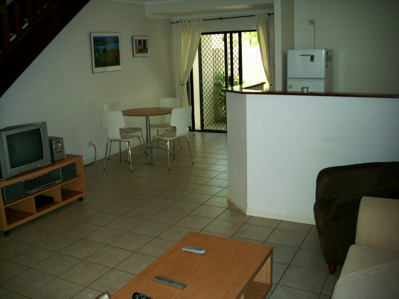 3/65 Cedar Road, Palm Cove QLD 4879