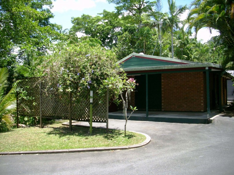 12/23 Heavey Crescent, Whitfield QLD 4870